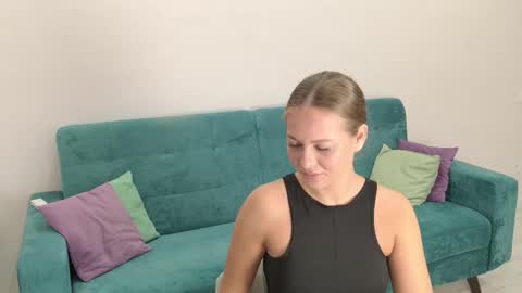 Snapshot of shawty_sue chatting on October 1, 2025, 11:33 pm Sue online show from October 1, 2025, 11:33 pm