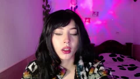 Shayla 3 online show from December 22, 2025, 10:34 am