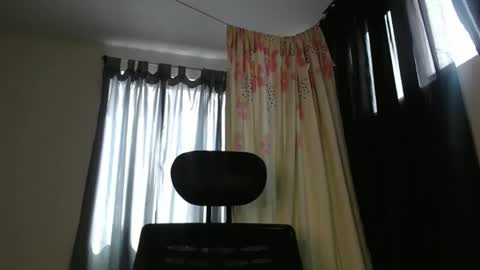 Shayna online show from December 20, 2024, 5:08 pm