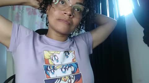 Shayna online show from December 30, 2024, 5:13 pm