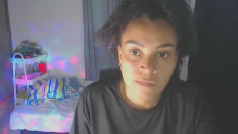 Shayna online show from March 4, 2025, 8:38 pm