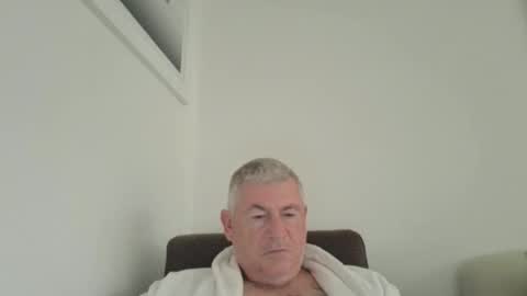 she52 online show from October 29, 2025, 7:43 am