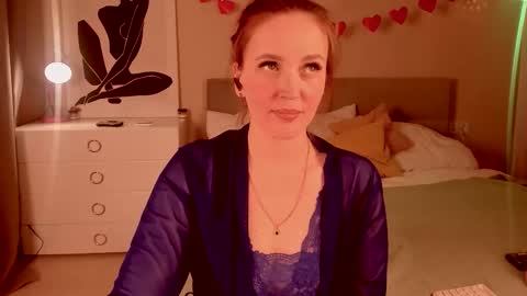 Snapshot of she_wolf1 chatting on March 19, 2026, 2:43 pm she_wolf1 online show from March 19, 2026, 2:43 pm