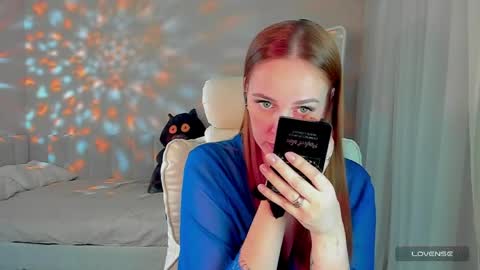 Snapshot of she_wolf1 chatting on April 9, 2026, 1:49 pm she_wolf1 online show from April 9, 2026, 1:49 pm