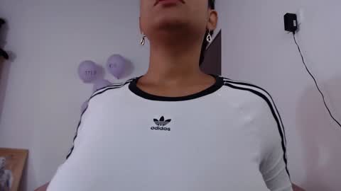 Snapshot of sheilamakano70 chatting on January 26, 2025, 5:02 pm Sheila Makano online show from January 26, 2025, 5:02 pm