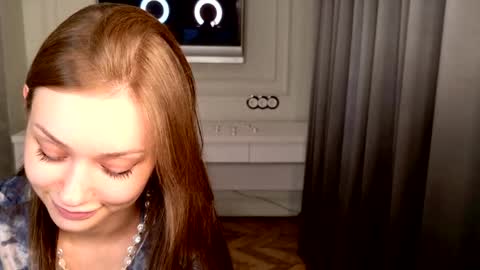 SHEILA online show from May 2, 2026, 9:31 pm