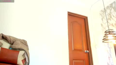 Snapshot of sheilly_brown chatting on February 7, 2026, 9:07 pm sheilly_brown online show from February 7, 2026, 9:07 pm