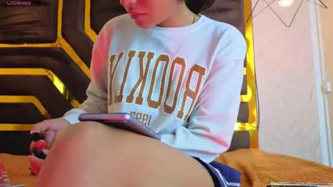 sheilly_brown online show from July 9, 2026, 8:02 pm