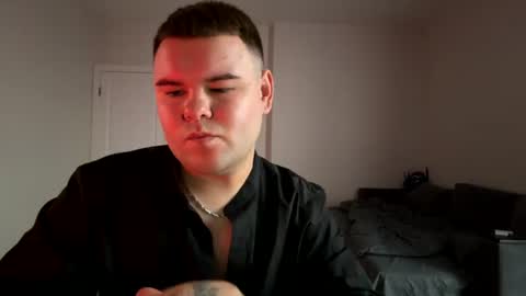 Snapshot of shein_gray chatting on June 17, 2026, 5:03 pm Shein online show from June 17, 2026, 5:03 pm