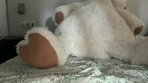 Snapshot of shekitty chatting on March 23, 2026, 9:13 am shekitty online show from March 23, 2026, 9:13 am