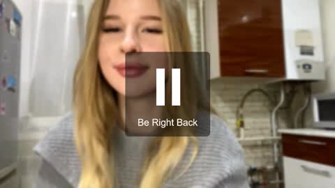 Jenny online show from September 27, 2025, 8:14 pm