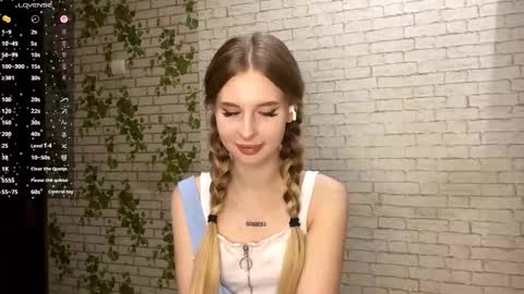 Jenny online show from November 6, 2025, 8:32 pm