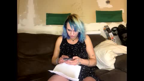 Snapshot of shelbybaby01 chatting on January 10, 2025, 8:48 pm Shelby holes online show from January 10, 2025, 8:48 pm