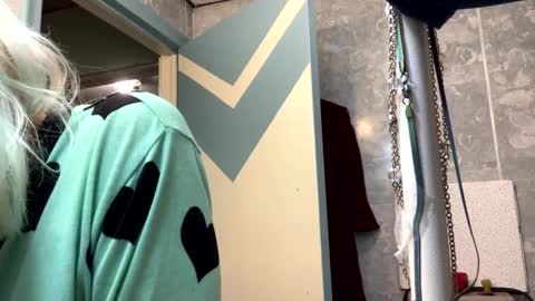 Snapshot of shelbybaby01 chatting on March 8, 2025, 2:55 am Shelby holes online show from March 8, 2025, 2:55 am