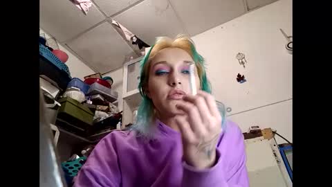 Snapshot of shelbybaby01 chatting on March 12, 2025, 5:57 am Shelby holes online show from March 12, 2025, 5:57 am