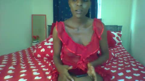 Snapshot of shelia420715 chatting on February 19, 2025, 12:44 pm shelia420715 online show from February 19, 2025, 12:44 pm