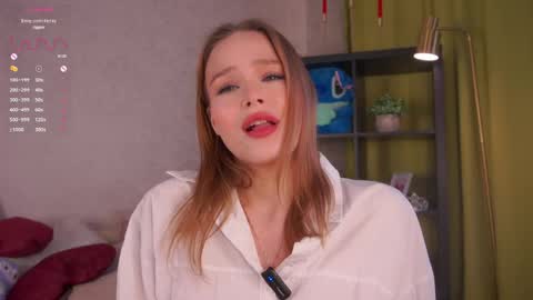 Lina online show from April 23, 2026, 1:40 am