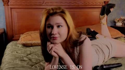 Lina online show from May 17, 2026, 3:19 pm