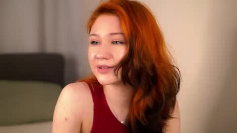 Lina online show from May 19, 2026, 2:45 pm