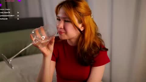 Lina online show from June 3, 2026, 5:18 pm