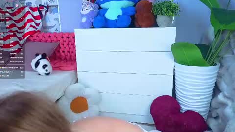 Lina online show from July 7, 2026, 7:23 am