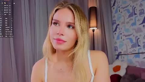 Lina online show from July 11, 2026, 3:09 am