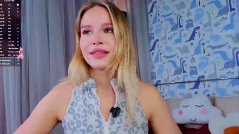 Lina online show from July 13, 2026, 3:09 am