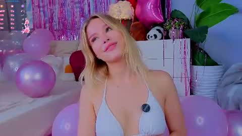 Lina online show from July 21, 2026, 2:36 am