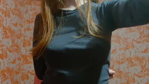 Erika online show from January 26, 2025, 2:14 am