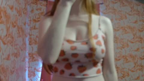 Erika online show from March 11, 2026, 6:03 pm