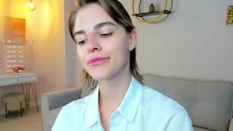 Snapshot of shelleyharn chatting on September 13, 2025, 1:38 am Alex online show from September 13, 2025, 1:38 am