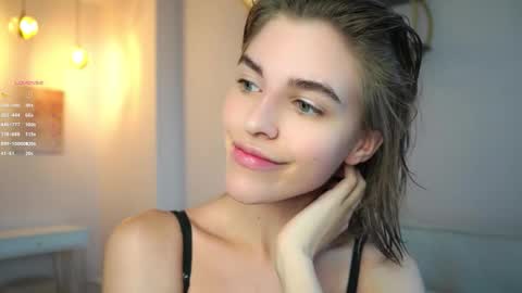 Snapshot of shelleyharn chatting on September 17, 2025, 1:07 am Alex online show from September 17, 2025, 1:07 am