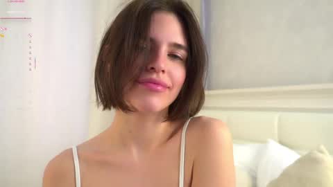 Alex online show from April 18, 2026, 2:26 am