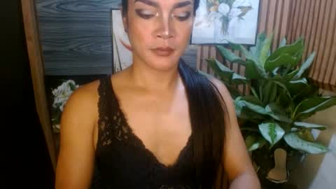 Snapshot of shemel69 chatting on July 7, 2026, 10:36 pm MELODY online show from July 7, 2026, 10:36 pm