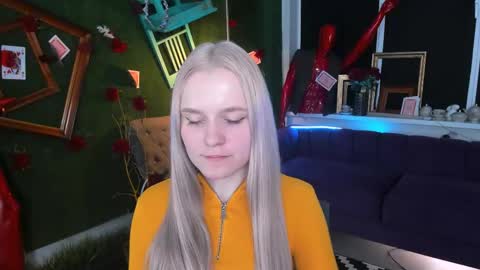 Snapshot of sherributlers chatting on May 27, 2026, 5:37 am Sweet Sherri online show from May 27, 2026, 5:37 am