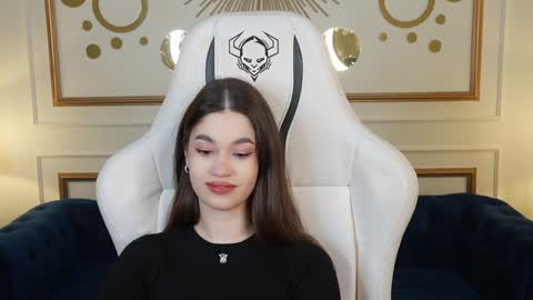 Sheryl online show from December 4, 2024, 12:25 pm