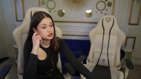 Sheryl online show from March 6, 2025, 11:47 am