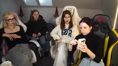 Sheryl online show from October 14, 2025, 10:38 am