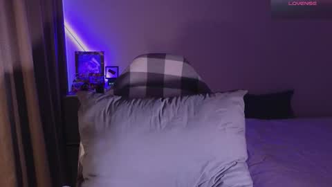 Snapshot of shey1i chatting on October 16, 2025, 11:11 am Sheyli online show from October 16, 2025, 11:11 am