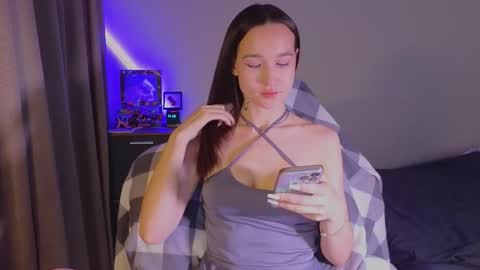 Snapshot of shey1i chatting on November 24, 2025, 12:16 pm Sheyli online show from November 24, 2025, 12:16 pm