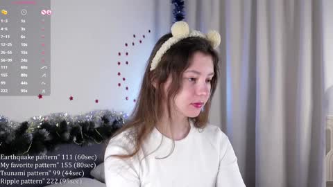 Snapshot of shickshackshock chatting on December 25, 2024, 2:02 pm Iris online show from December 25, 2024, 2:02 pm