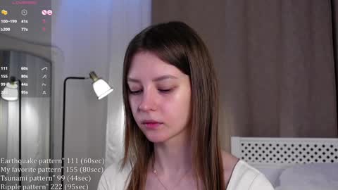 Snapshot of shickshackshock chatting on January 21, 2025, 12:50 pm Iris online show from January 21, 2025, 12:50 pm