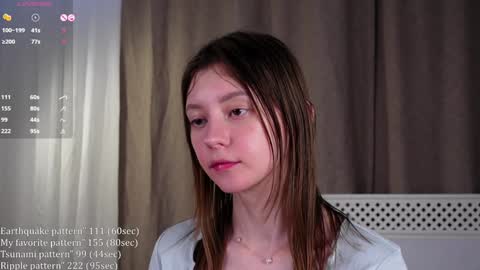 Snapshot of shickshackshock chatting on January 25, 2025, 6:35 pm Iris online show from January 25, 2025, 6:35 pm