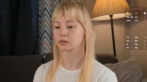 Snapshot of shickshackshock chatting on March 7, 2025, 4:46 am Iris online show from March 7, 2025, 4:46 am