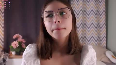 Snapshot of shickshackshock chatting on September 25, 2025, 11:47 am Iris online show from September 25, 2025, 11:47 am