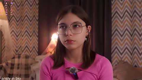 Snapshot of shickshackshock chatting on November 1, 2025, 11:01 am Iris online show from November 1, 2025, 11:01 am