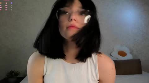 Snapshot of shickshackshock chatting on November 26, 2025, 11:11 am Iris online show from November 26, 2025, 11:11 am