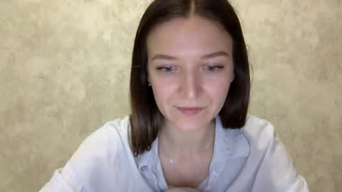 Snapshot of shining_pearl chatting on May 12, 2026, 6:16 pm Jesica online show from May 12, 2026, 6:16 pm