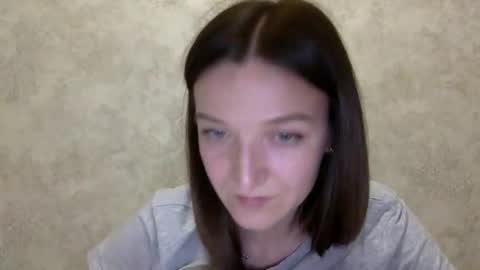 Snapshot of shining_pearl chatting on May 26, 2026, 6:37 pm Jesica online show from May 26, 2026, 6:37 pm
