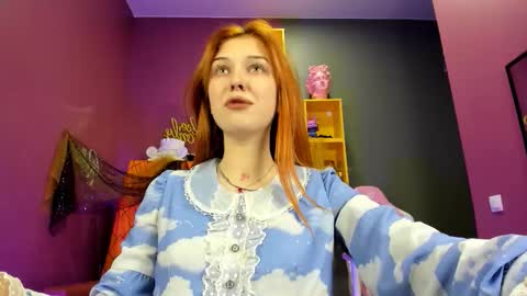 Snapshot of shiny_bell chatting on November 10, 2025, 2:49 pm Bell 3 Next broadcast online show from November 10, 2025, 2:49 pm